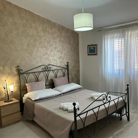 Nina Apartament Giardini Naxos Con Posto Auto Zewnętrze zdjęcie