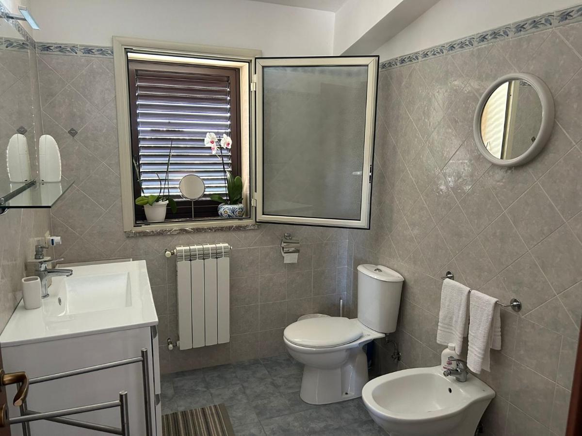 Nina Apartament Giardini Naxos Con Posto Auto Zewnętrze zdjęcie